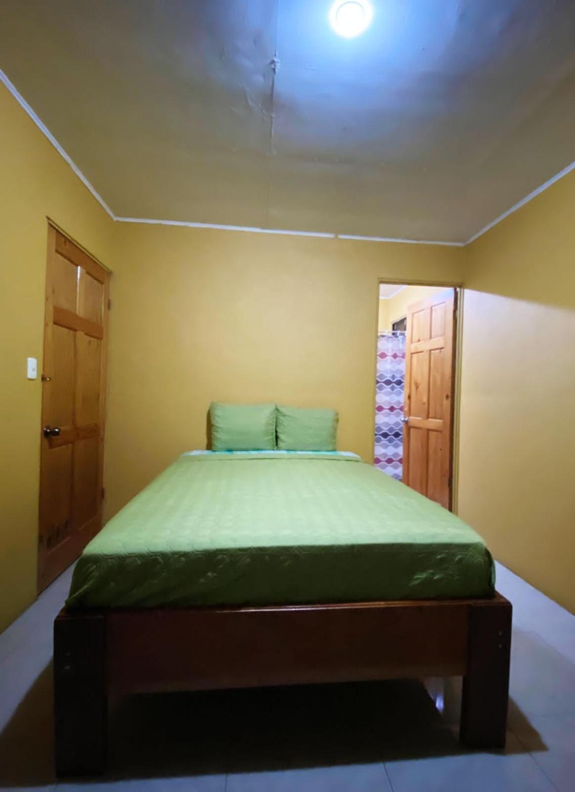 Residencia Las Brisas Griegas Quepos Extérieur photo