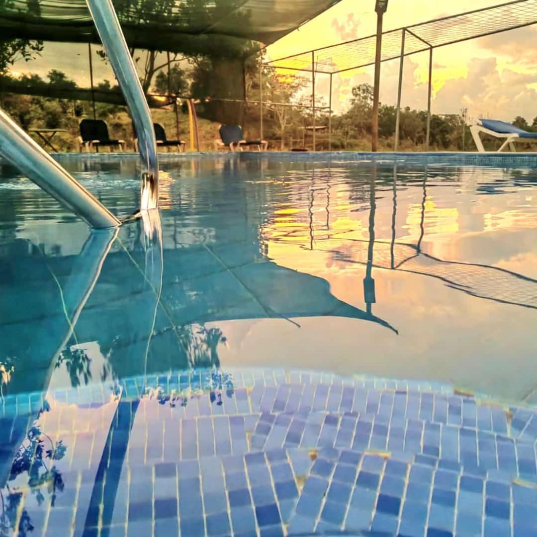 Residencia Las Brisas Griegas Quepos Extérieur photo