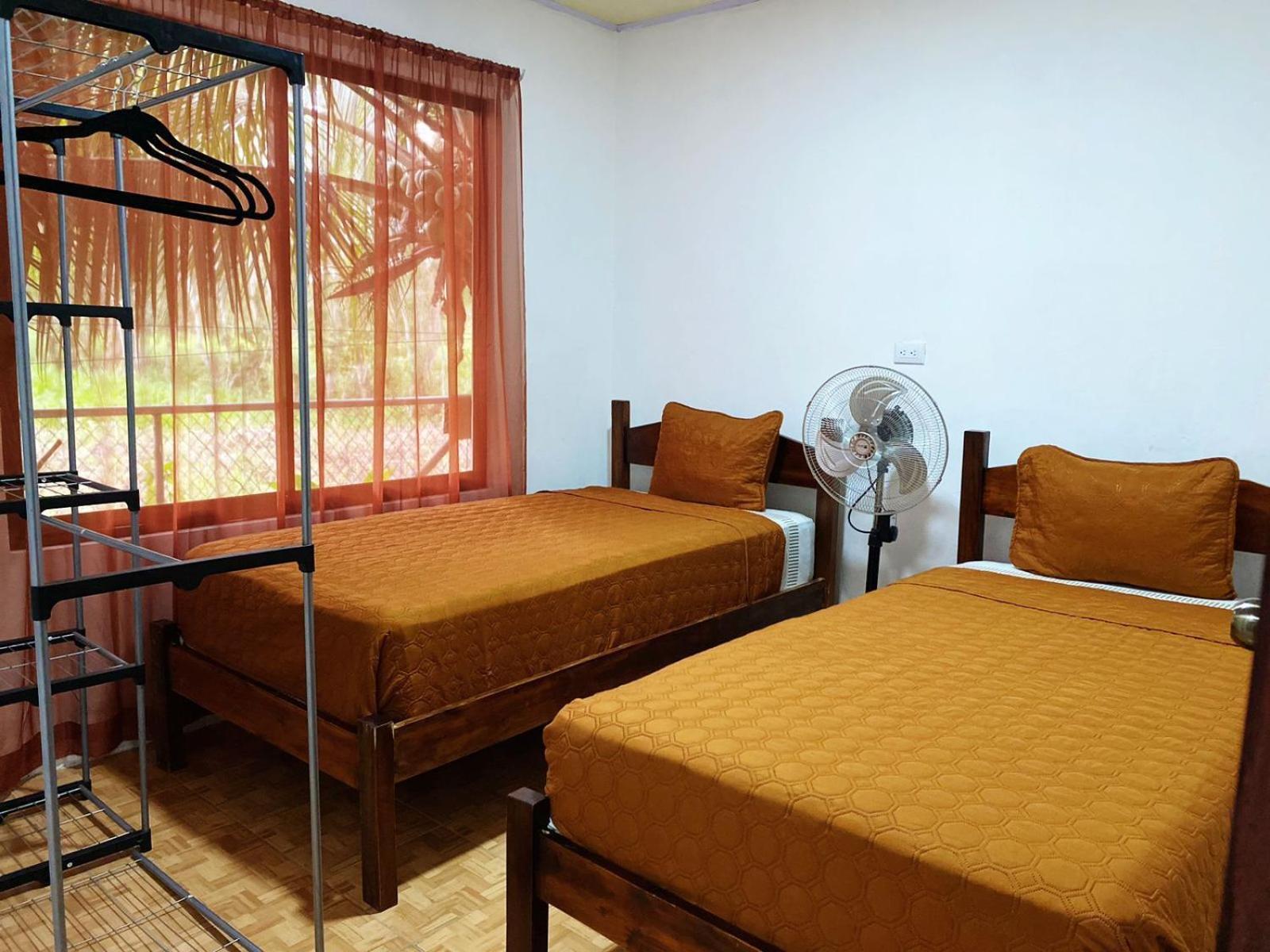 Residencia Las Brisas Griegas Quepos Extérieur photo