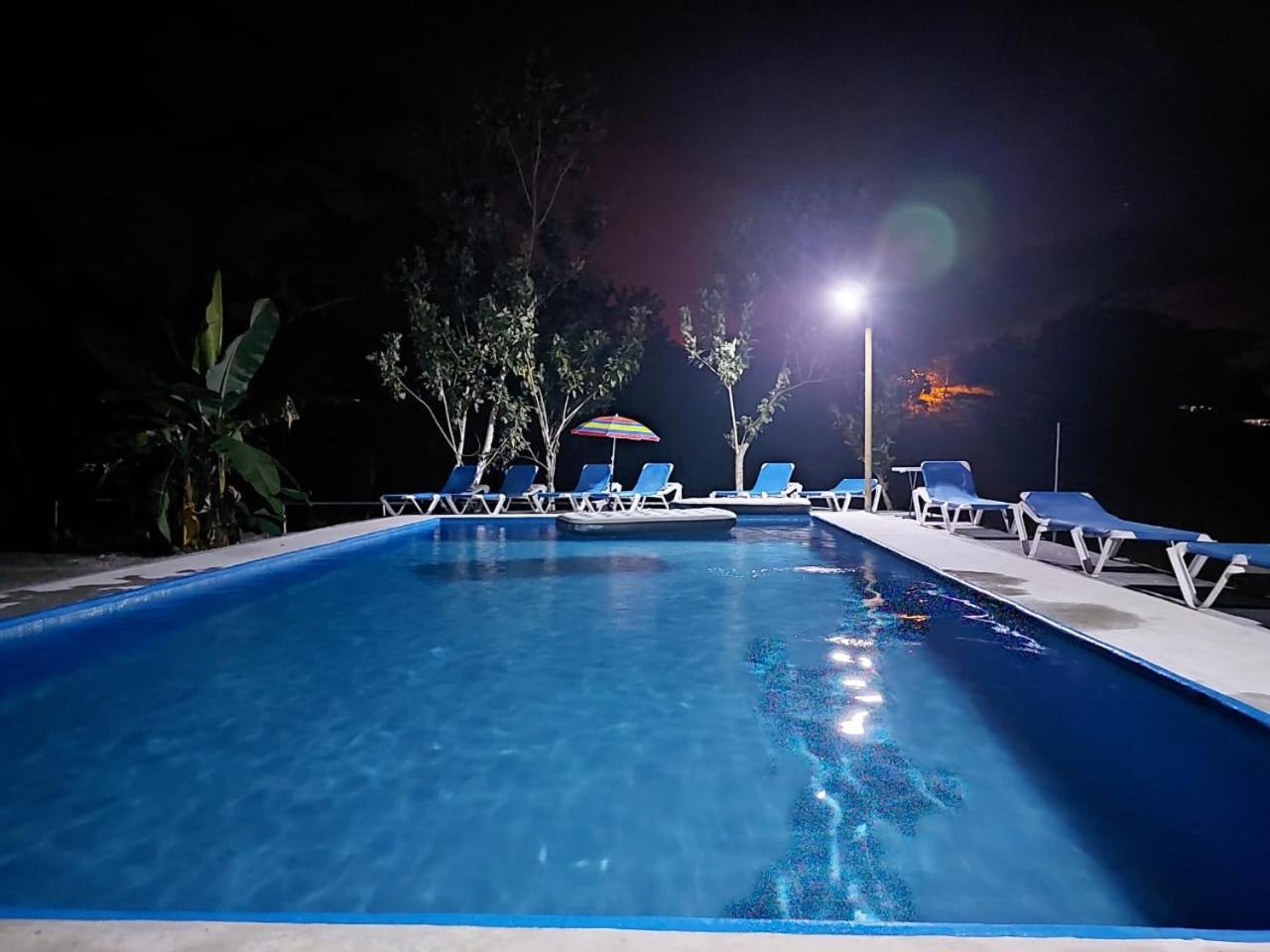 Residencia Las Brisas Griegas Quepos Extérieur photo