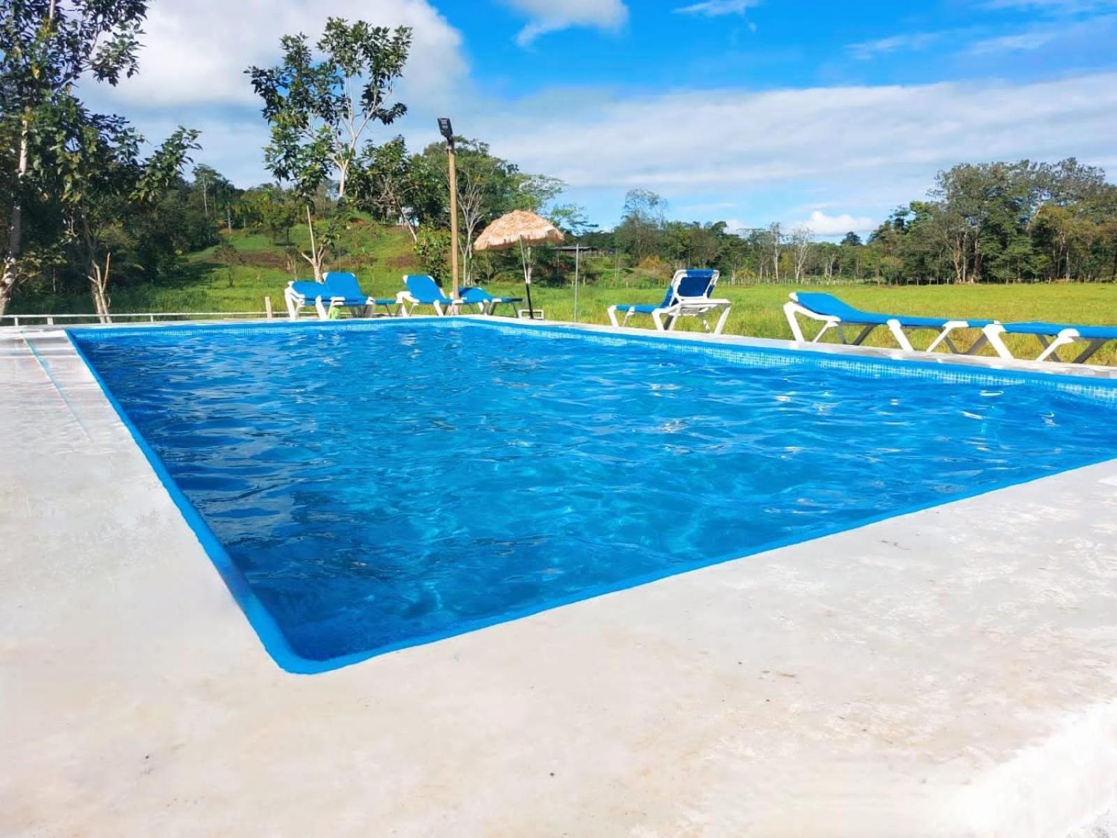 Residencia Las Brisas Griegas Quepos Extérieur photo
