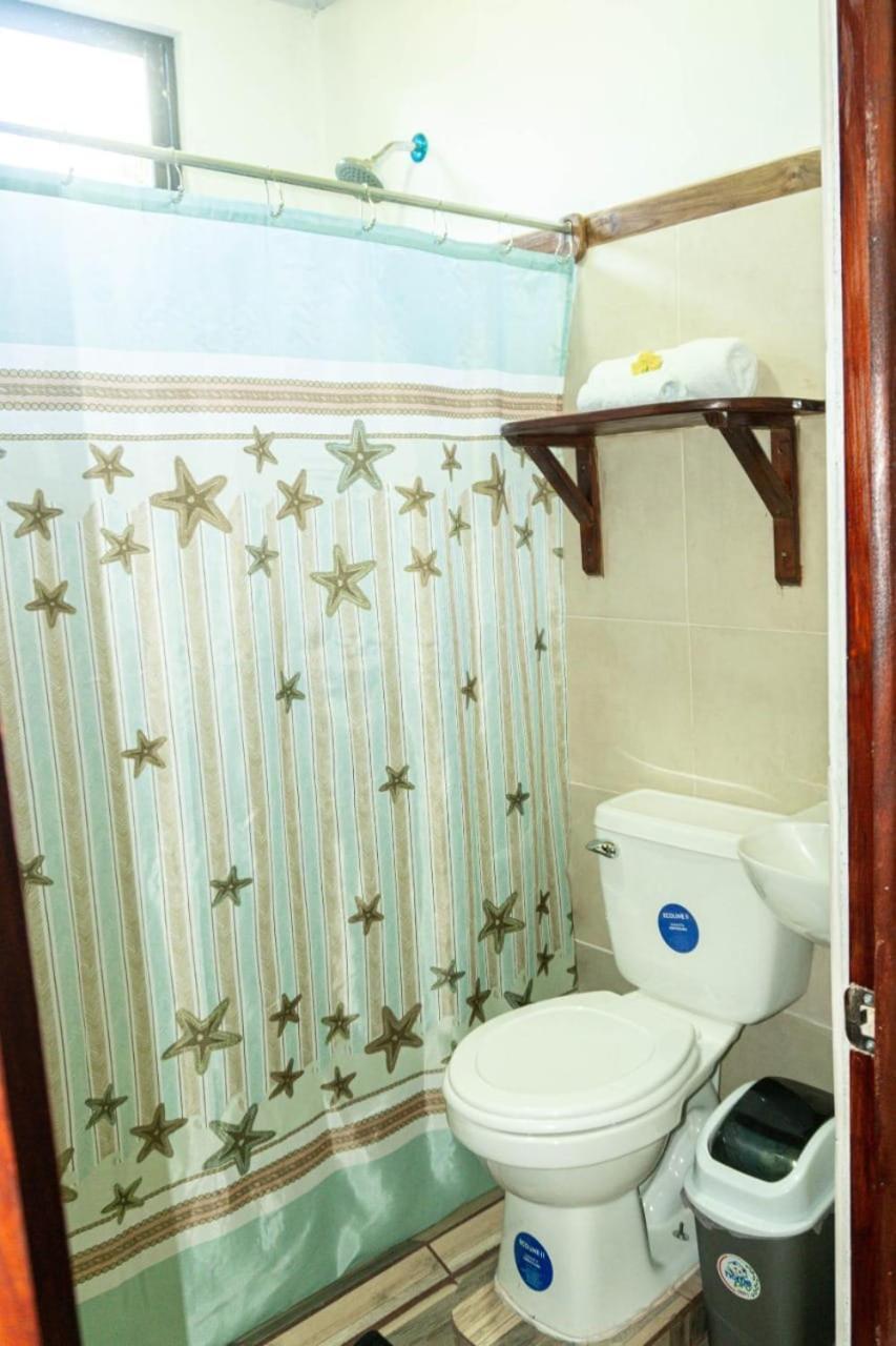 Residencia Las Brisas Griegas Quepos Extérieur photo