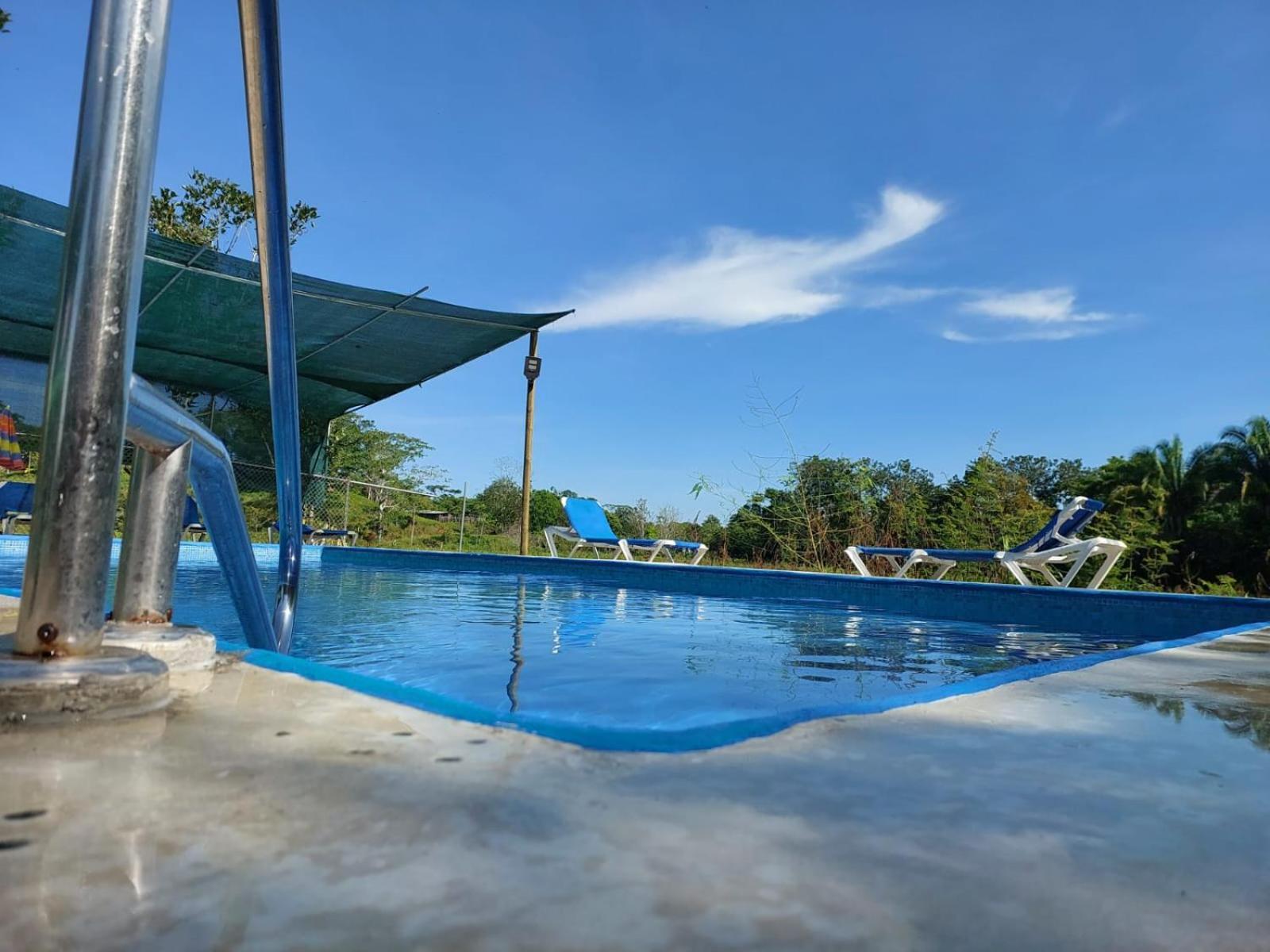Residencia Las Brisas Griegas Quepos Extérieur photo
